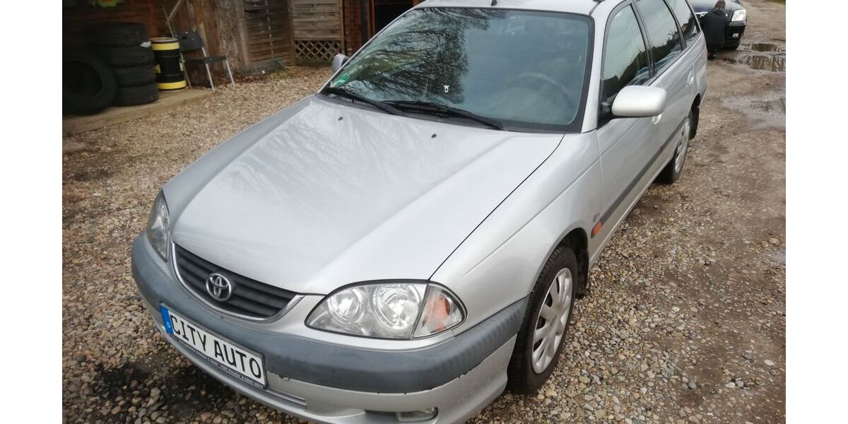 Toyota Avensis 176.900 km 3.270 &euro; Berlin - Französische Buchholz 13127