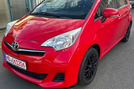 Toyota Verso-S 131.600 km 5.700 € Bremen 28215