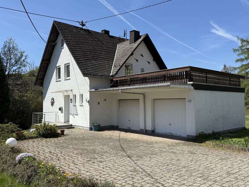 Haus zum Kaufen in Berenbach 189.000 € 115.84 m²