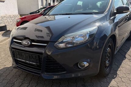 Ford Focus 242.000 km 3.999 &euro; Edenkoben 67480