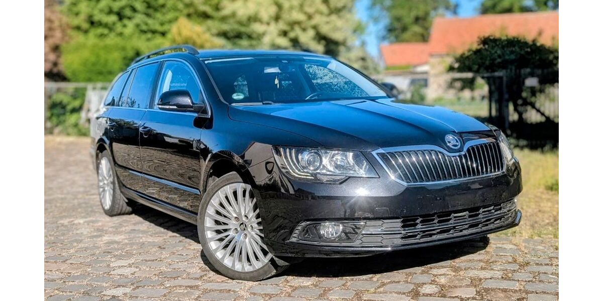 Skoda Superb 132.000 km 15.400 &euro; Roßleben-Wiehe 06571