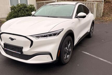 Ford Mustang Mach-E 8.000 km 34.999 &euro; Hann. Münden 34346