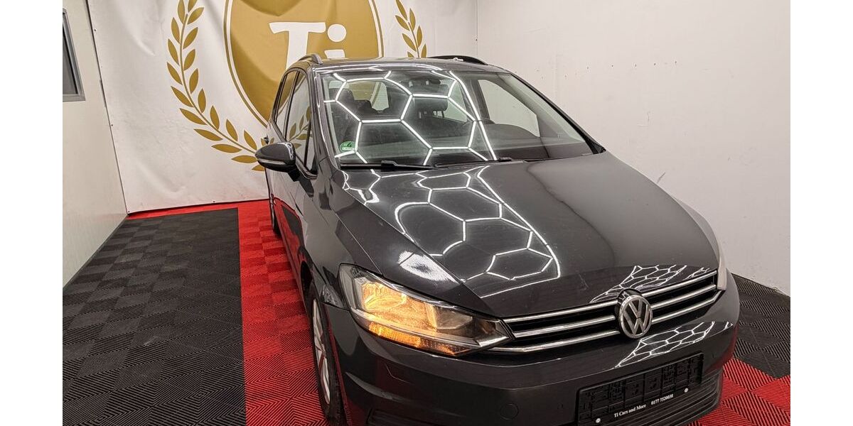 VW Touran 250.500 km 10.500 &euro; Ilsfeld 74360