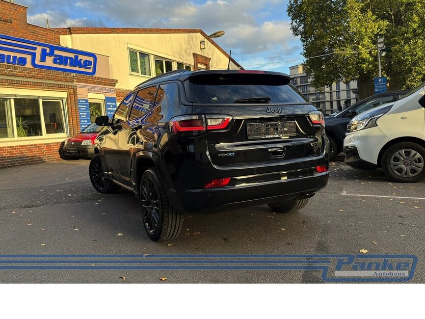 Jeep Compass S Plug-In Hybrid 4WD*Pano*Alpine*360°*CP 99.198 km 19.900 € Berlin 13187