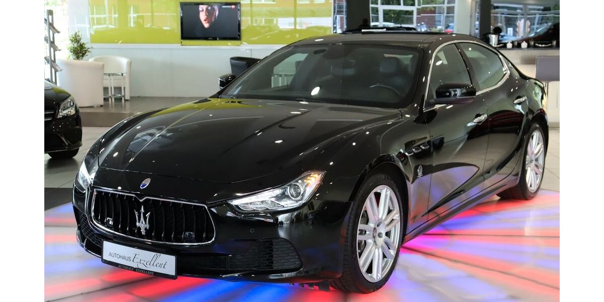 Maserati Ghibli 135.421 km 26.700 &euro; Troisdorf (Köln/Bonn) 53842
