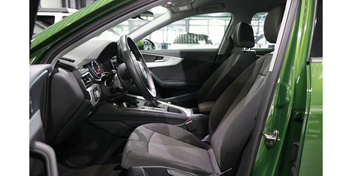 Audi A4 Avant 35 TFSI BUSINESS / LED / NAVI+ / AHK 105.000 km 17.777 &euro; Hamm 59077