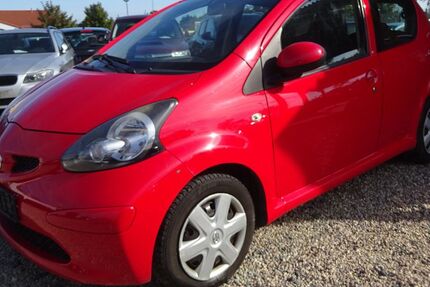 Toyota Aygo (X) 115.611 km 1.500 € Dresden 01219