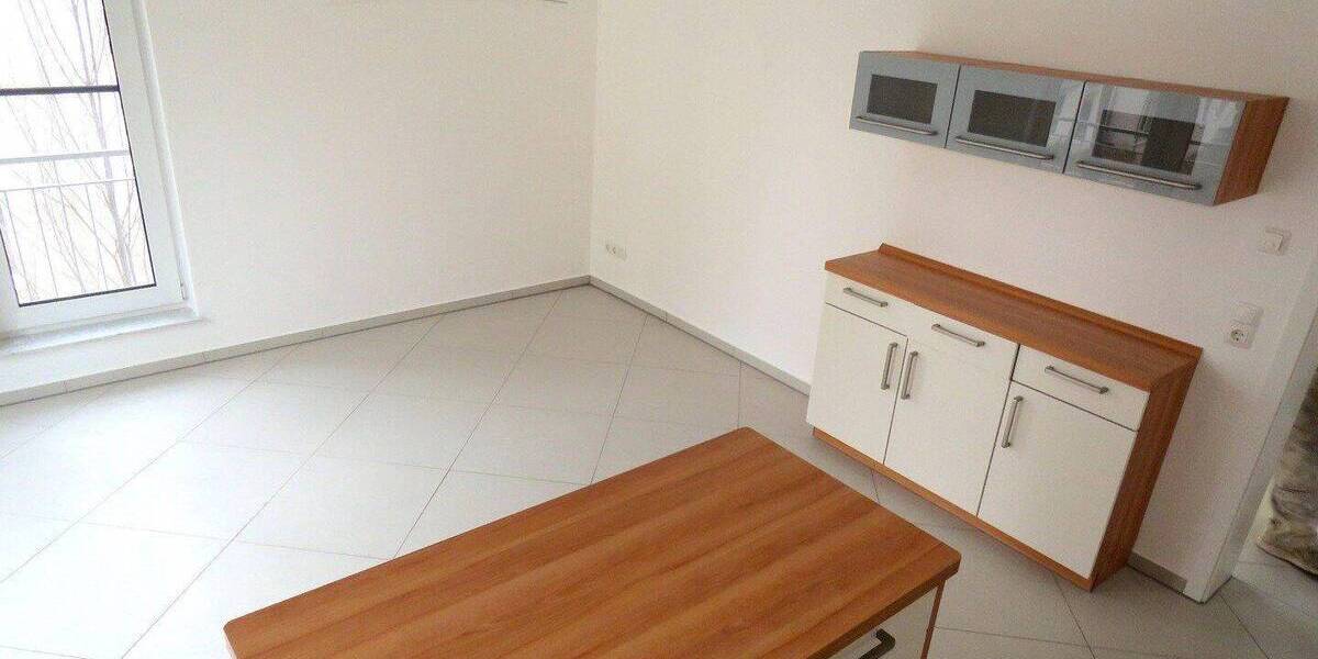 Etagenwohnung Dresden Radeberger Vorstadt - 5 Zimmer, 158 m&sup2;, 2.595&euro; | Angebot:26829311