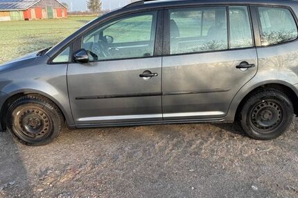 VW Touran 267.000 km 3.399 &euro; Flensburg 24941