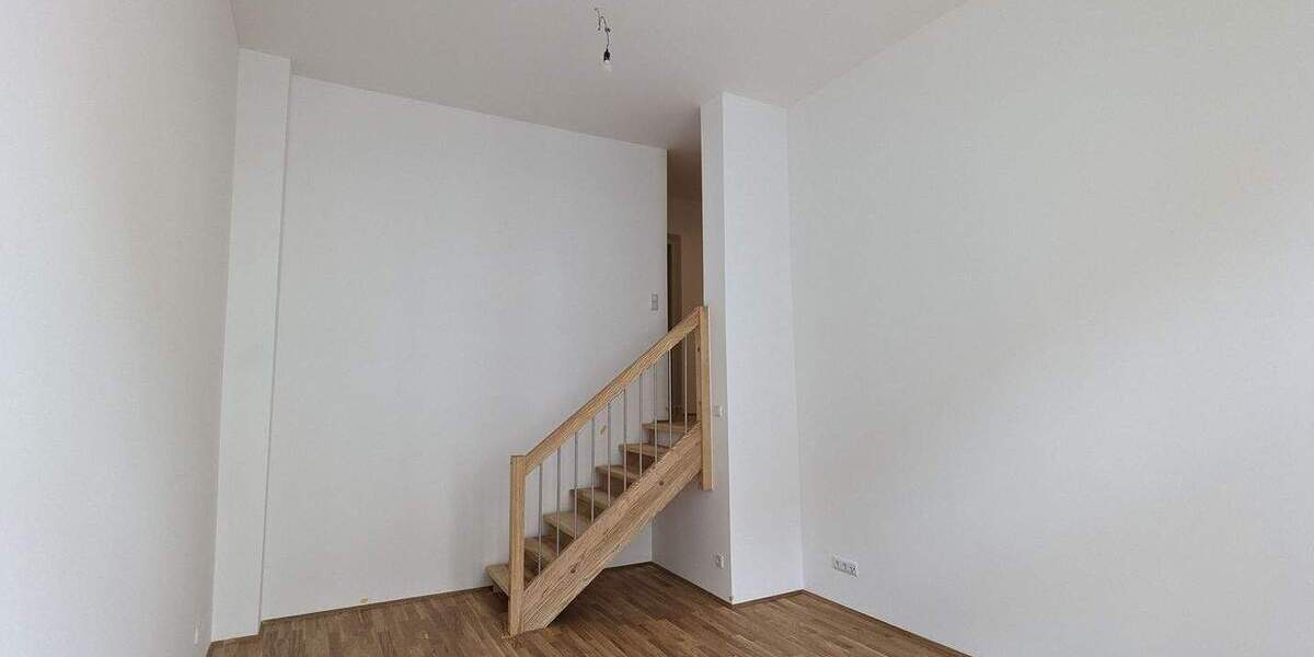 Etagenwohnung Borna - 3 Zimmer, 87 m&sup2;, 660&euro; | Angebot:26359246