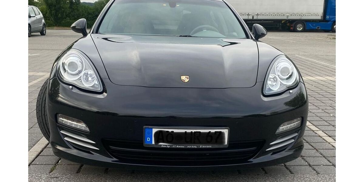 Porsche Panamera 180.000 km 18.500 &euro; Neuötting 84524