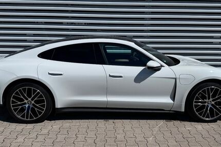 Porsche Taycan 46.500 km 51.900 &euro; Stockdorf 82131