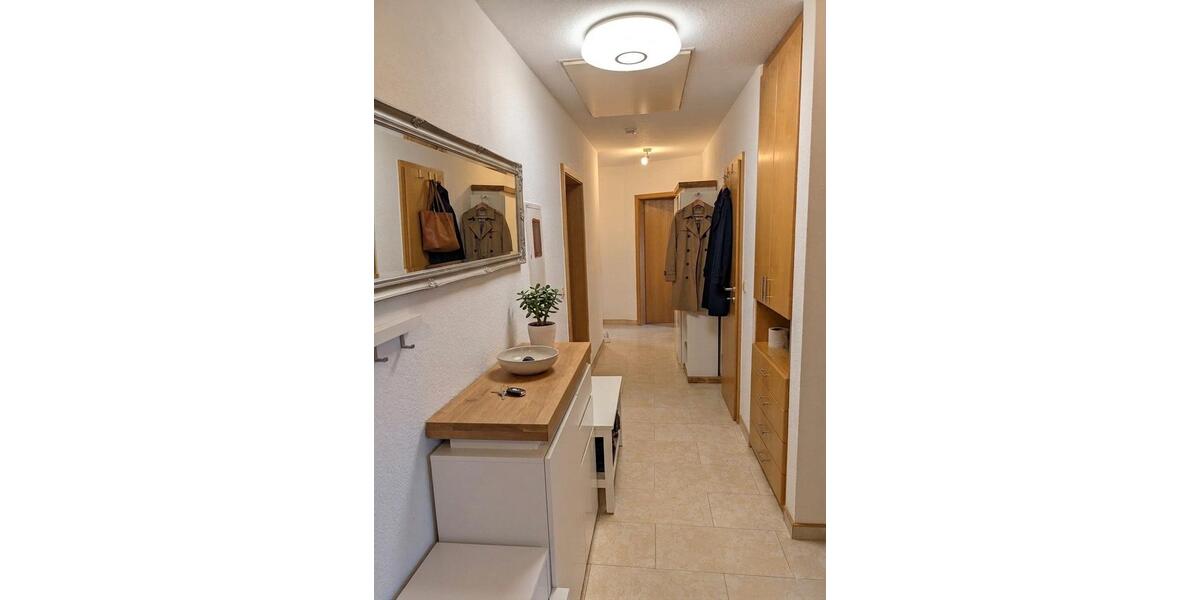 Dachgeschoßwohnung Nürnberg Hasenbuck - 3 Zimmer, 102 m&sup2;, 409.000&euro; | Angebot:26355393