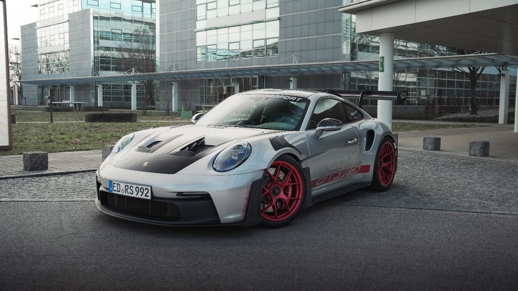 Porsche 992 8.650 km 339.992 &euro; Kirchheim bei München 85551