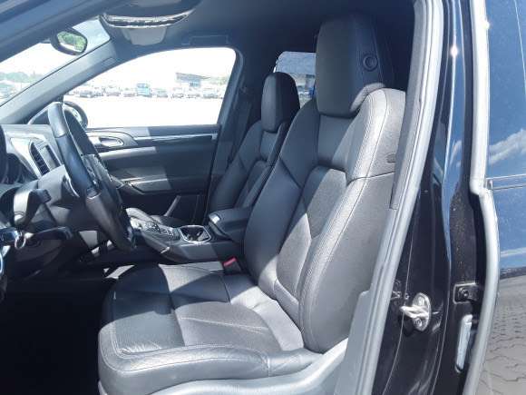 Porsche Cayenne 204.000 km 26.000 &euro; gottingen 37077