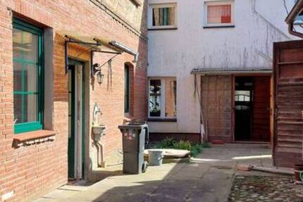 Haus Loitz - 7 Zimmer, 165 m&sup2;, 85.000&euro; | Angebot:26672339