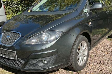 Seat Altea 165.250 km 5.350 &euro; bonn 53175