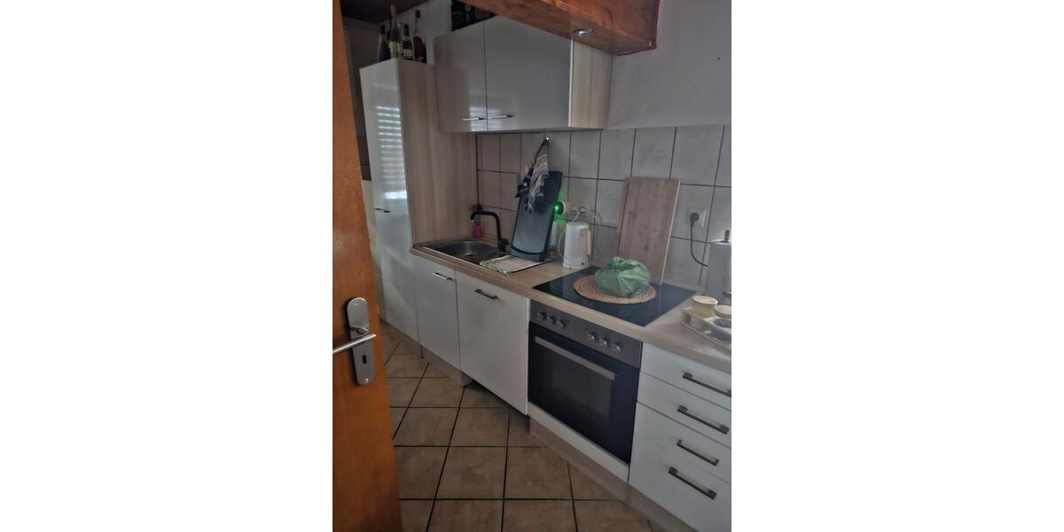 Einfamilienhaus Jockgrim - 6 Zimmer, 200 m&sup2;, 1.500&euro; | Angebot:25957931