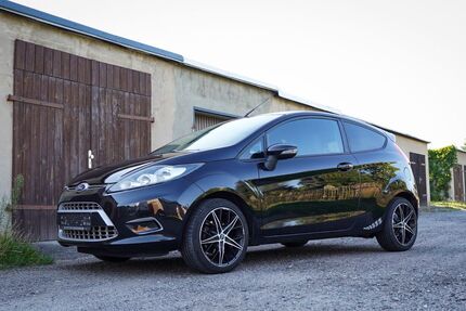 Ford Fiesta 191.139 km 4.400 &euro; Lengefeld 09514