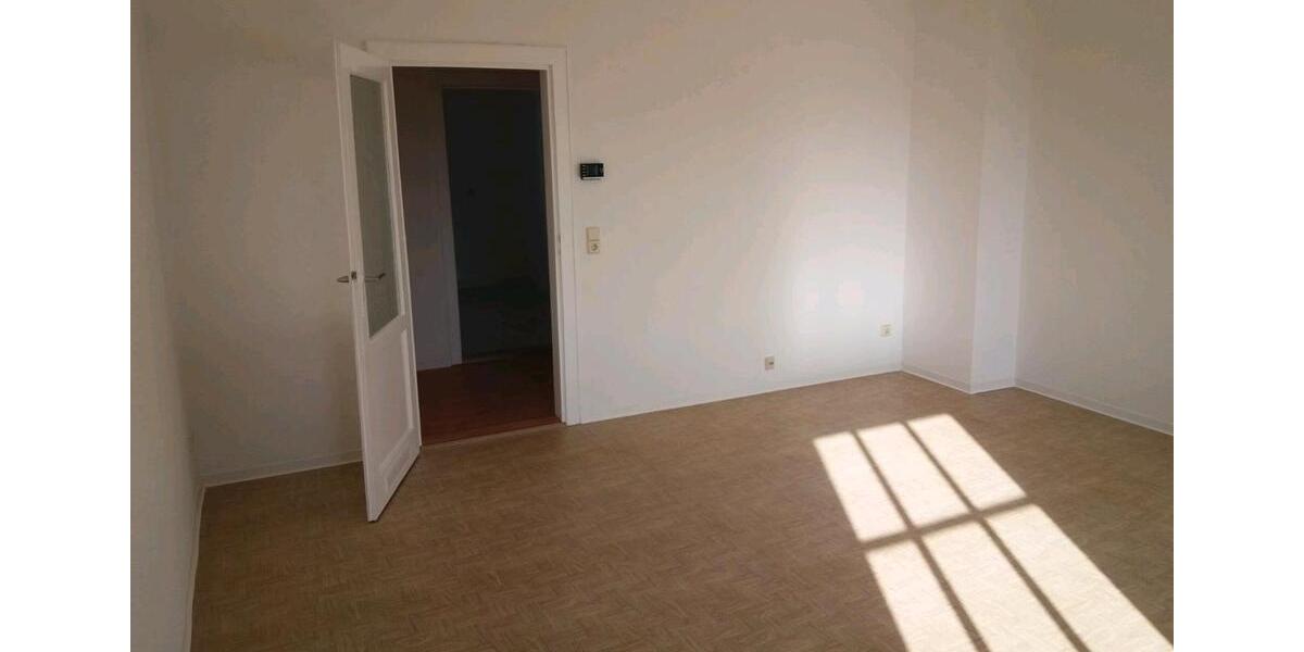 Erdgeschoßwohnung Frohburg - 3 Zimmer, 80 m&sup2;, 750&euro; | Angebot:26446787