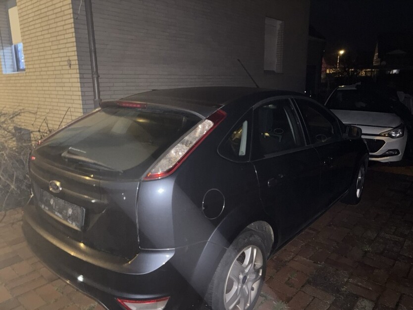 Ford Focus 180.000 km 2.000 € Peine 31224