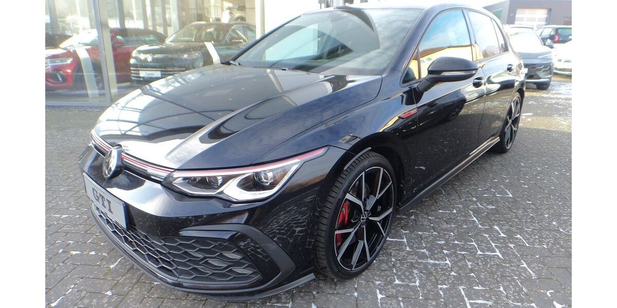 VW Golf 64.800 km 27.689 &euro; Königswinter 53639