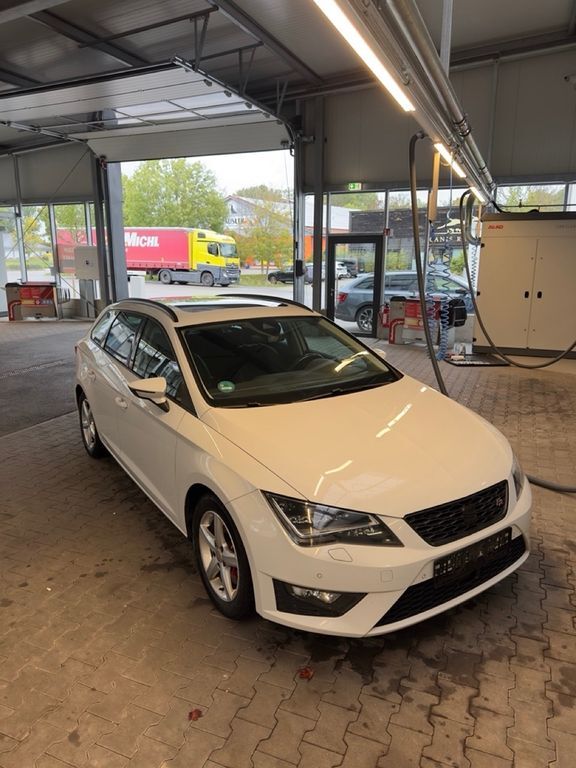 Seat Leon 199.999 km 9.900 € Hallbergmoos 85399
