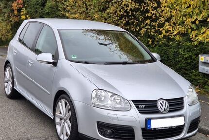VW Golf 156.000 km 5.600 € Herborn 35745