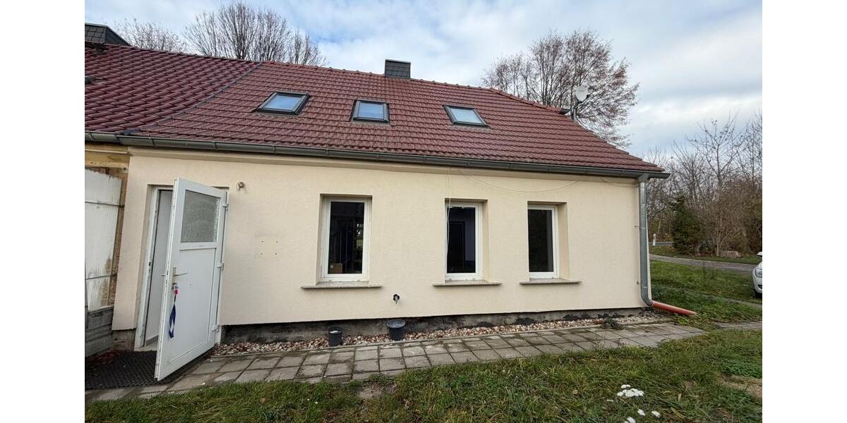Provisionsfrei, saniert 3 Zimmer Reihenhaus in Schkopau- Bündorf 3 zimmer
