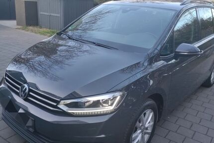 VW Touran 140.000 km 15.899 &euro; Hamburg 22047