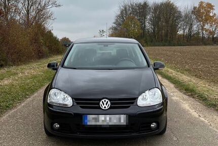 VW Golf 196.000 km 3.300 &euro; Neuenstein 74632