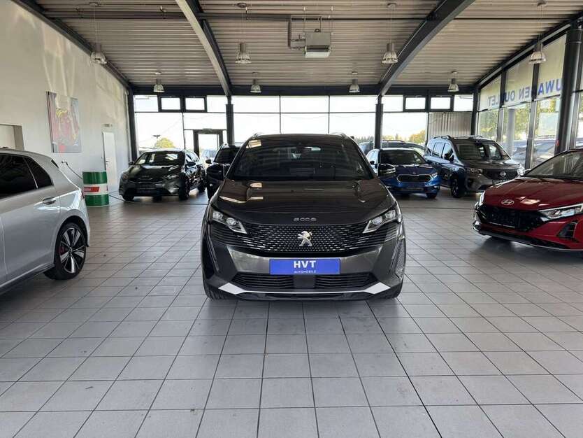 Peugeot 5008 3.550 km 28.590 € Düsseldorf 40231
