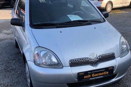 Toyota Yaris 105.500 km 2.700 &euro; löhne 32584