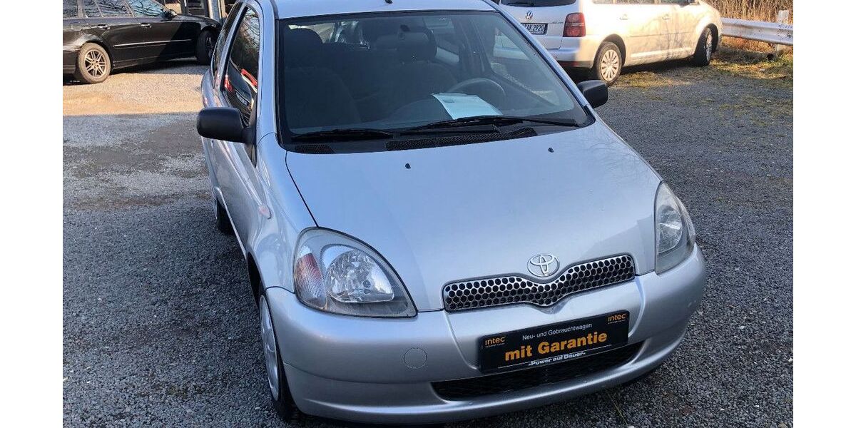 Toyota Yaris 105.500 km 2.700 &euro; löhne 32584