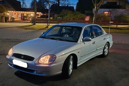 Hyundai SONATA 188.000 km 2.200 &euro; Bremen 28719