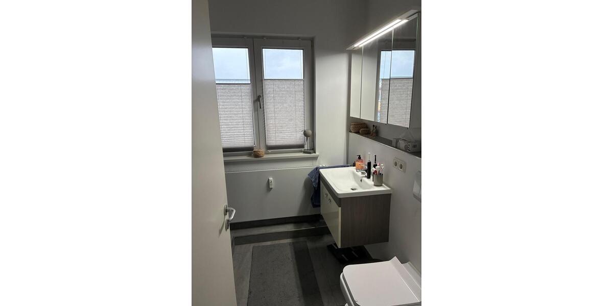 Dachgeschoßwohnung Schwerin Gartenstadt - 3 Zimmer, 89 m&sup2;, 962&euro; | Angebot:25539791