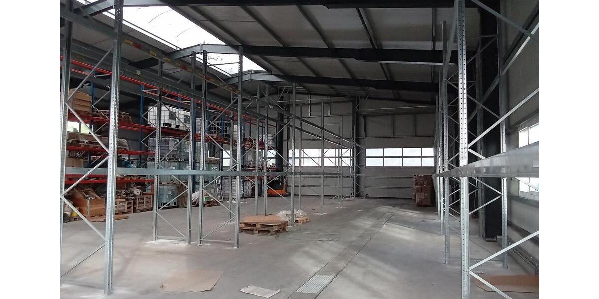 Hallenfläche zu vermieten zimmer