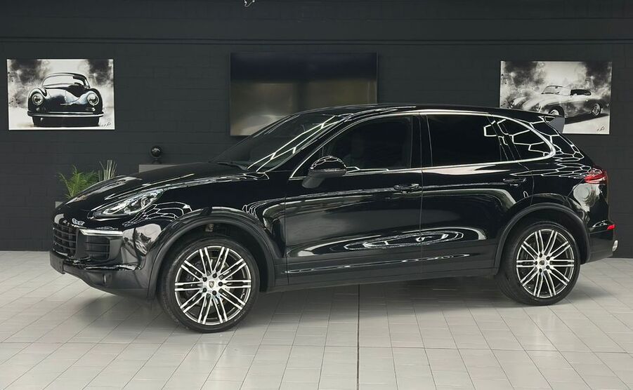Porsche Cayenne 178.614 km 29.900 € Mönchengladbach 41179