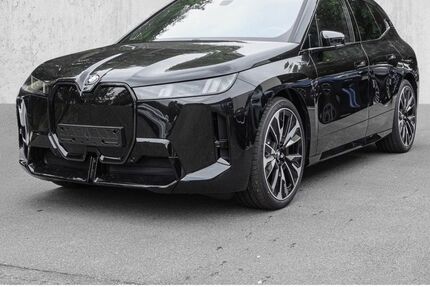 BMW iX 8.910 km 78.299 &euro; Emsdetten 48282