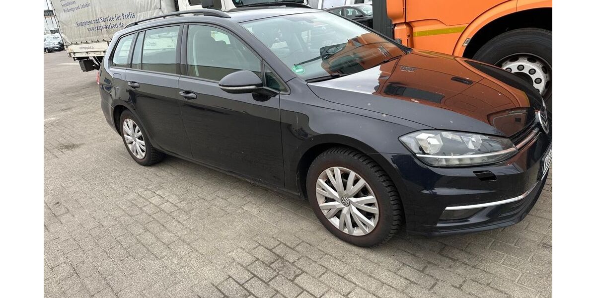 VW Golf 338.000 km 7.973 &euro; Stäbelow bei Rostock 18198