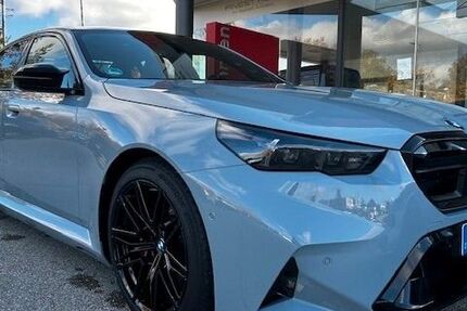 BMW M5 6.900 km 123.490 &euro; Wolfratshausen bei München 82515