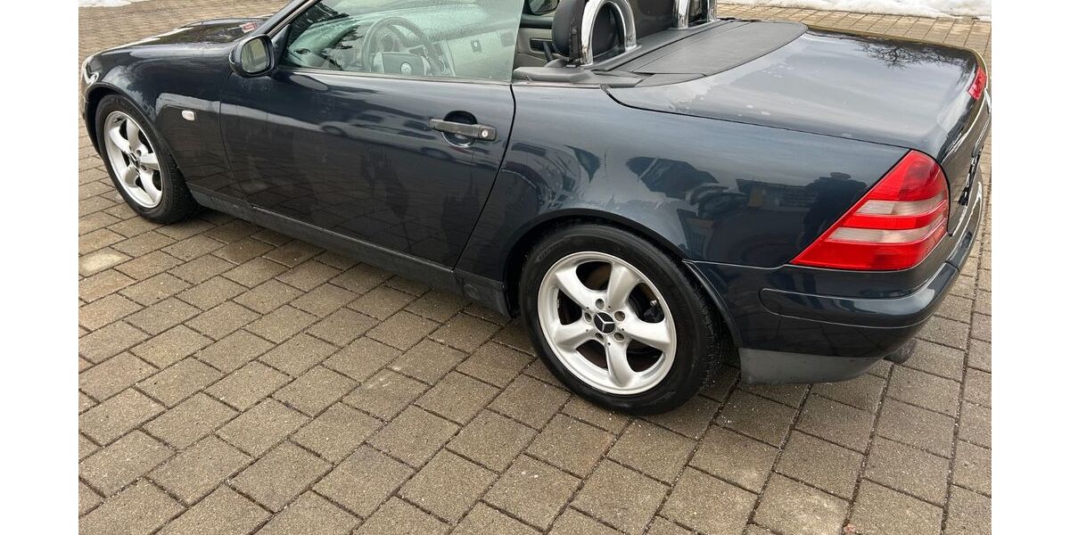 Mercedes-Benz SLK 230 275.000 km 3.600 &euro; Neuhausen 78126