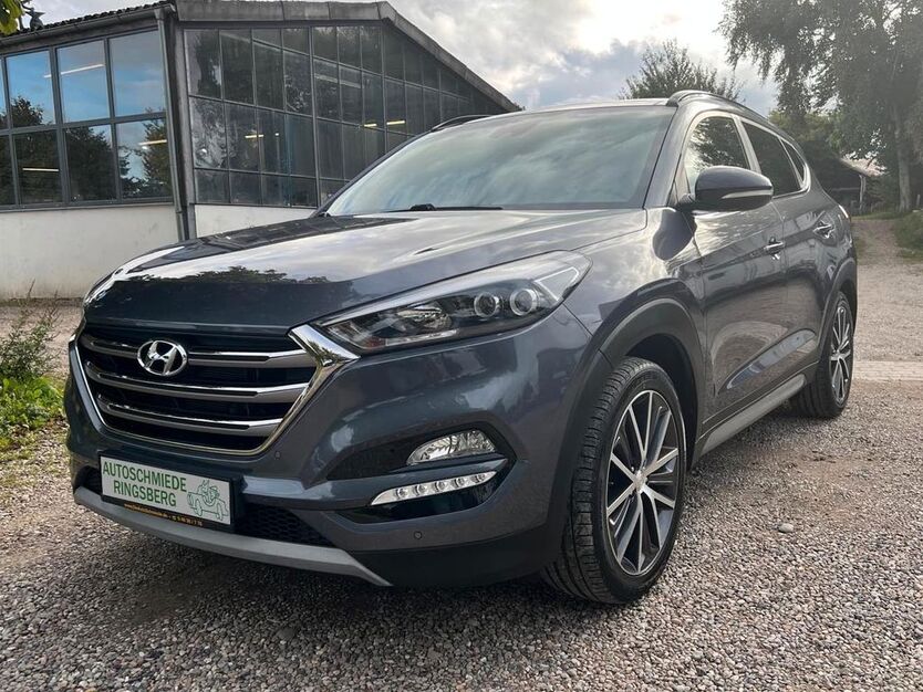 Hyundai TUCSON 106.000 km 17.499 € Schleswig-Holstein - Ringsberg 24977
