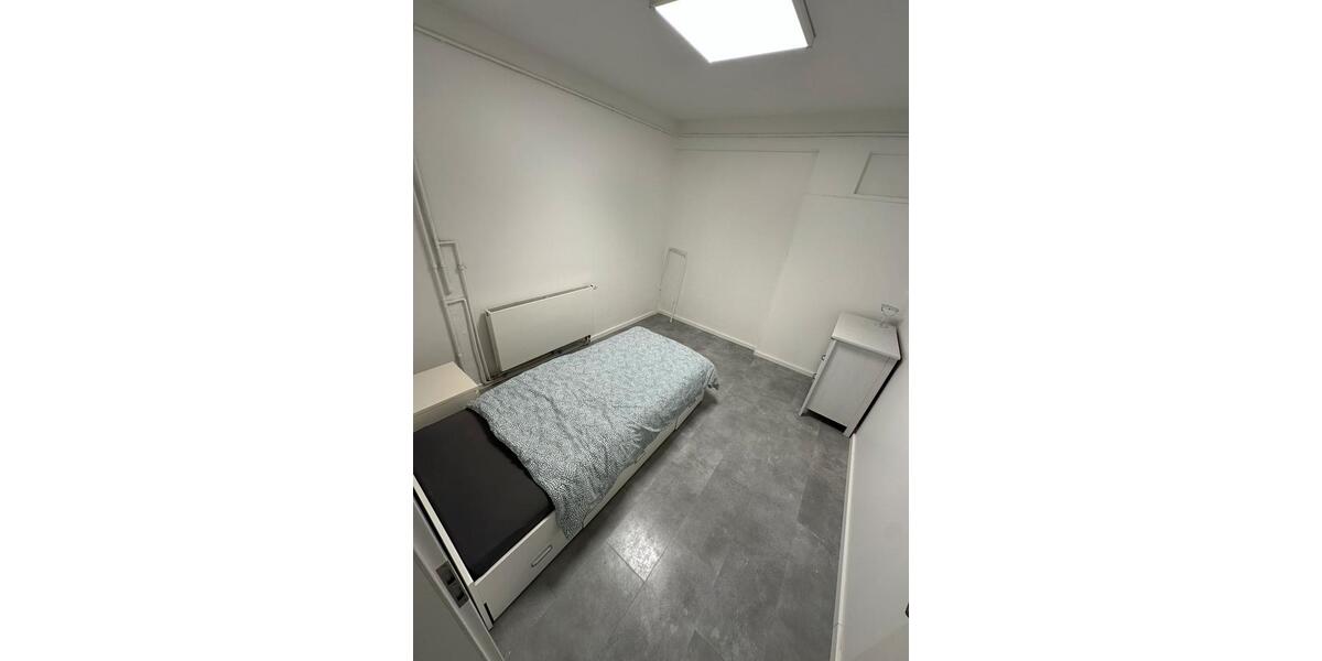 Etagenwohnung Übach-Palenberg Palenberg - 5 Zimmer, 200 m&sup2;, 450&euro; | Angebot:25990070