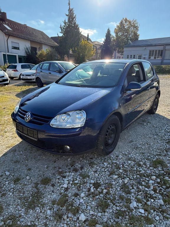 VW Golf 199.000 km 1.200 € Wehingen 78564