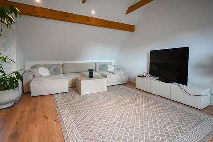 Zukunftsweisende Maisonette: Modernes Design trifft auf energetische Effizienz! zimmer