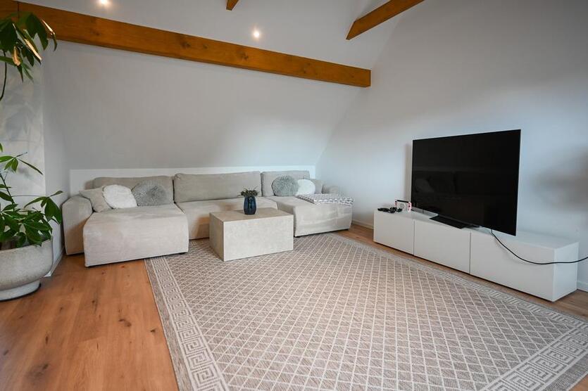 Zukunftsweisende Maisonette: Modernes Design trifft auf energetische Effizienz! zimmer