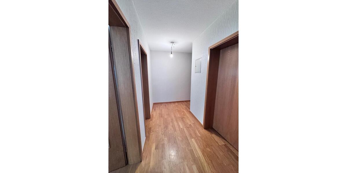 Etagenwohnung Radevormwald - 2 Zimmer, 57 m&sup2;, 480&euro; | Angebot:25365384