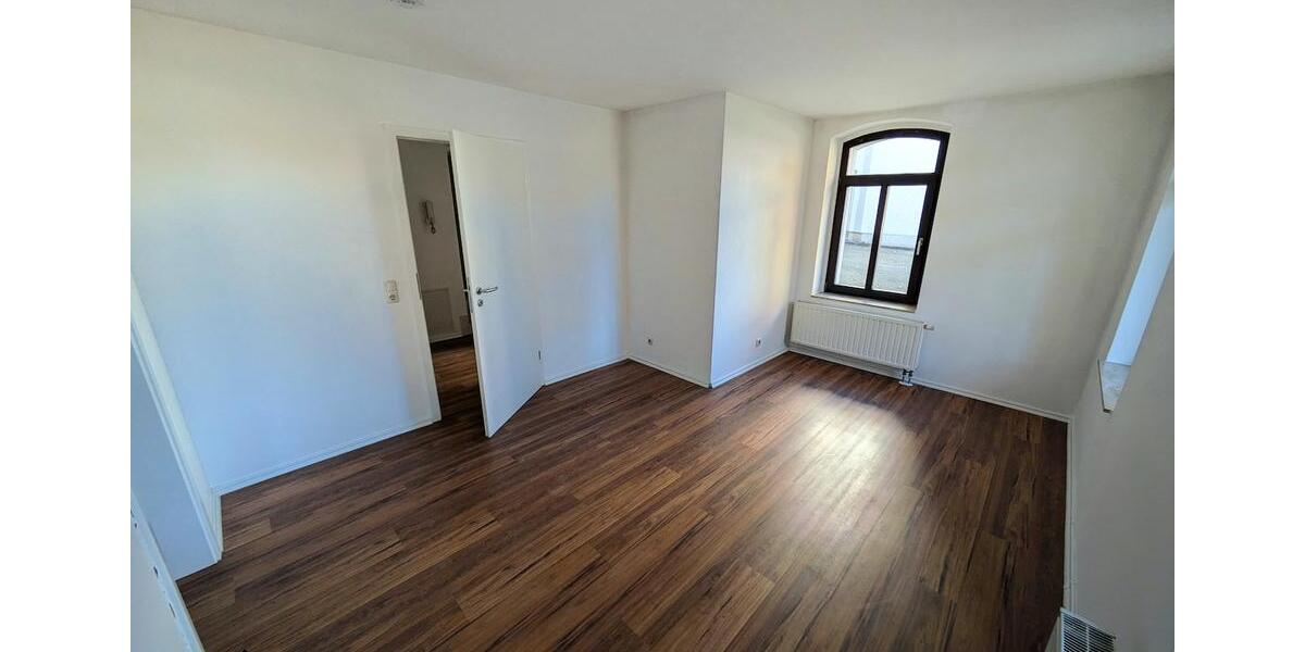 Erdgeschoßwohnung Zwickau - 2 Zimmer, 42 m&sup2;, 280&euro; | Angebot:26008219