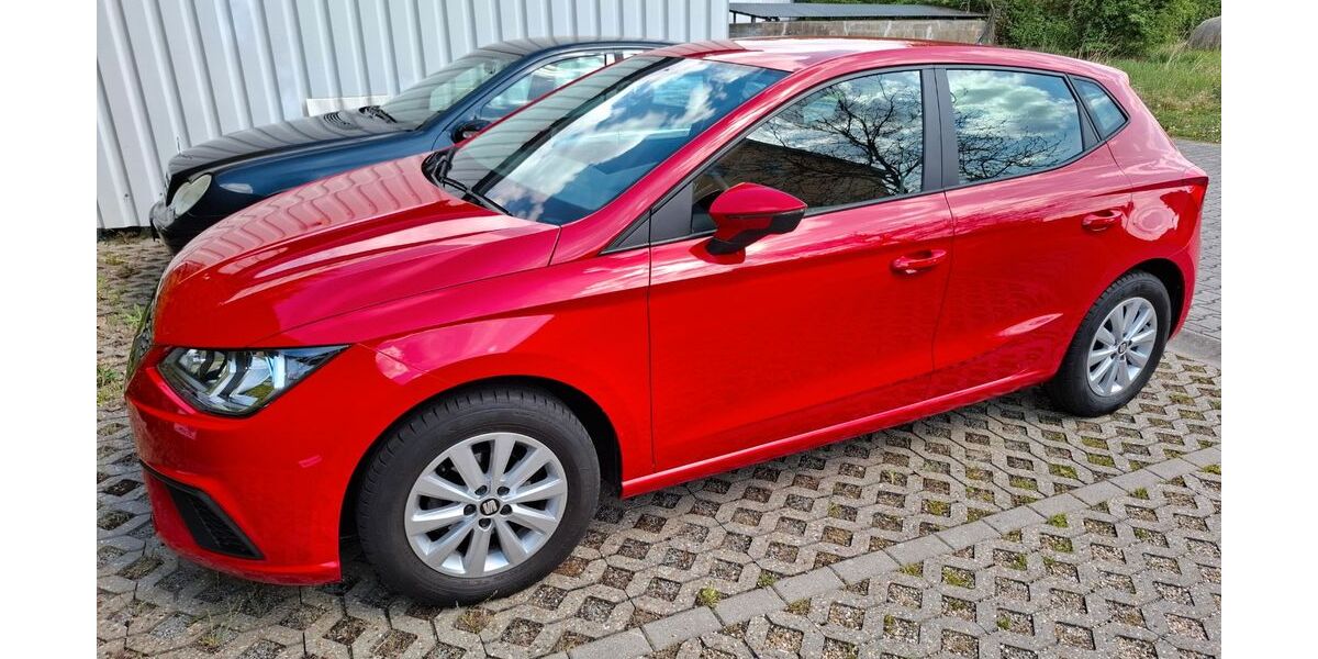 Seat Ibiza 37.000 km 12.950 &euro; Cham 93413